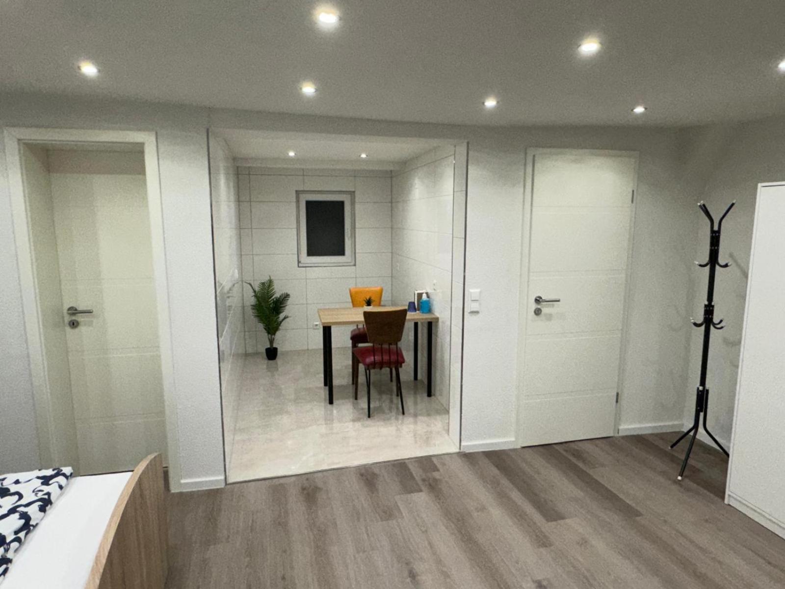 Appartement 2 Stadtwohnung Mit Netflix Nahe Bahnhof Sinsheim
